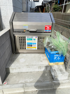 共用部：ゴミ箱