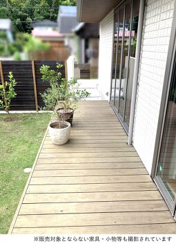 ウッドデッキ
