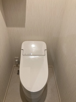 1Fトイレ