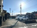 西 駐車スペース