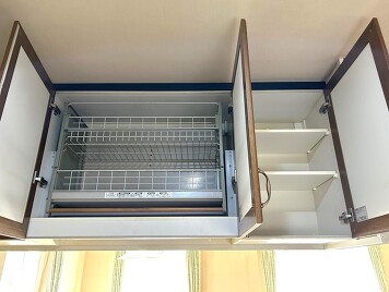 キッチン吊り戸収納