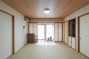 約8.0帖の和室からお庭も眺められます！