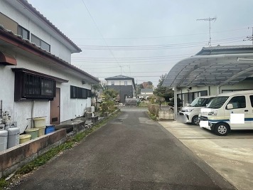 前面道路含む現地写真