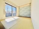 タタミ