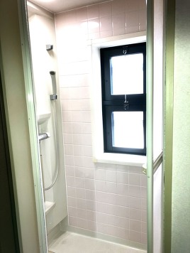 2階シャワールーム
