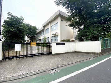 武蔵村山市立第四中学校まで徒歩11分