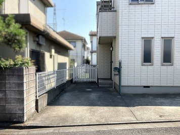 車2台駐車可能です