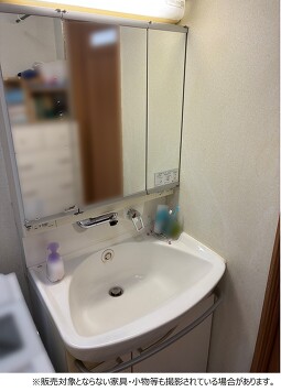 １階洗面化粧台